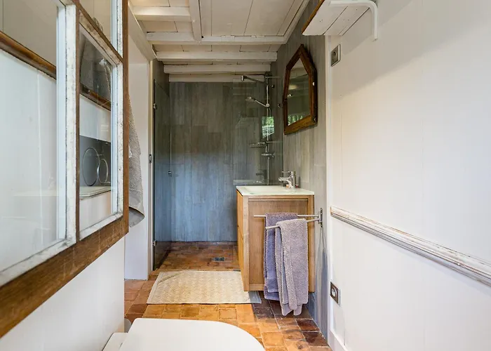 בית נופש Le Cabanon D'yreye סניוס