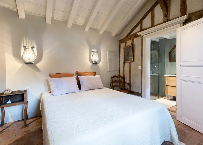 Le Cabanon D'yreye * סניוס